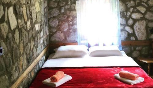 Triple Room with Private Bathroom