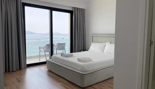 Deluxe Double Room with Sea View