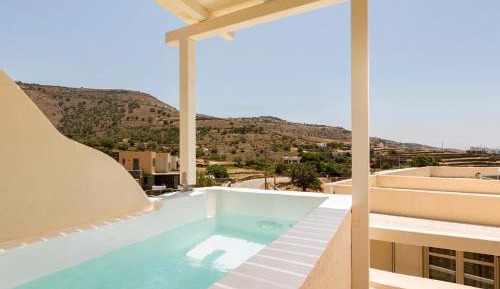 Superior Room with Plunge Pool