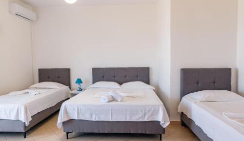 Quadruple Room with Sea View