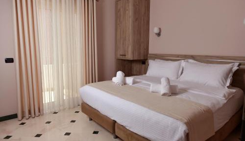 Twin Room with Balcony