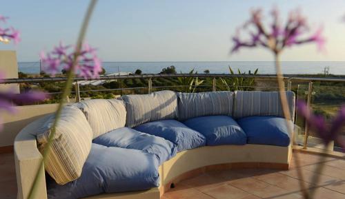 Deluxe Two-Bedroom Apartment With Roof Terrace