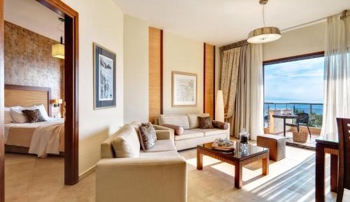 Olympia Suite- Beach Front 