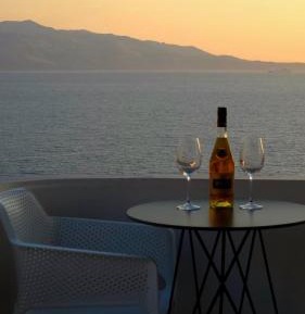 Deluxe Double Room with Balcony and Sea View