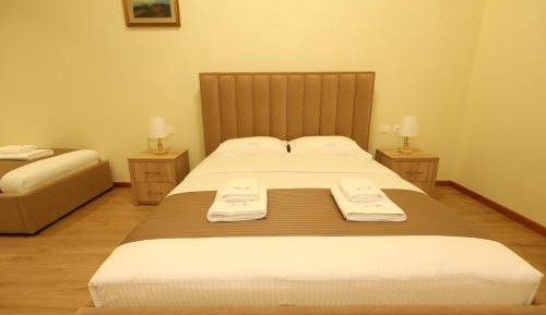 Triple Room with Private Bathroom
