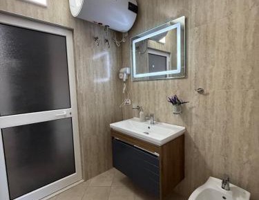 Apartment with City View