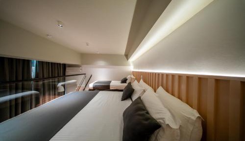 Studio - Split Level