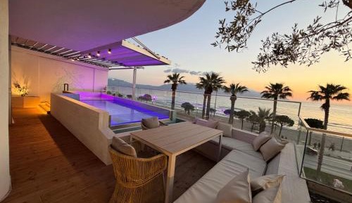 Apartment with Sea View