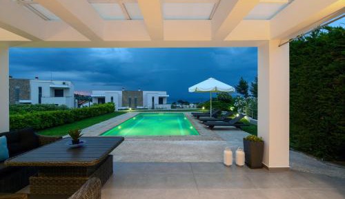 Villa with Private Pool