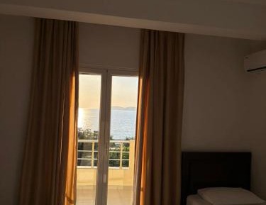 Triple Room with Sea View