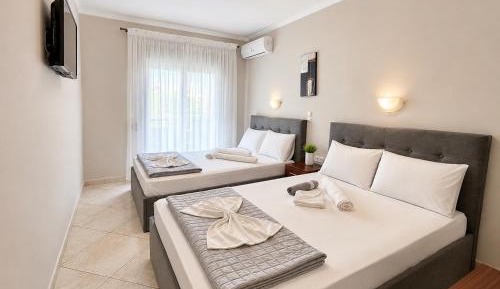 Quadruple Room with Balcony