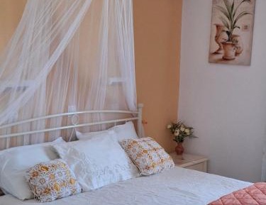 Standard Twin Room with Sea View