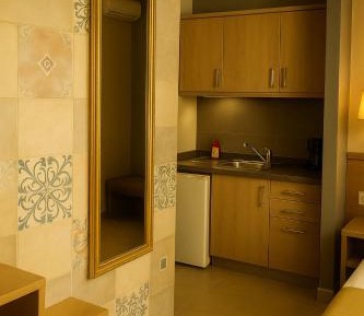 Studio with Garden View (4 Adults) - Ground Floor
