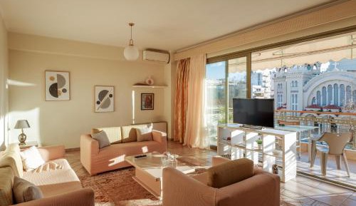 Deluxe Apartment