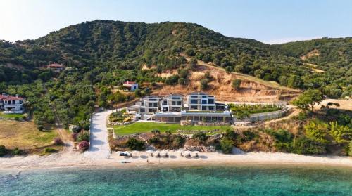 Villa - Beach Front