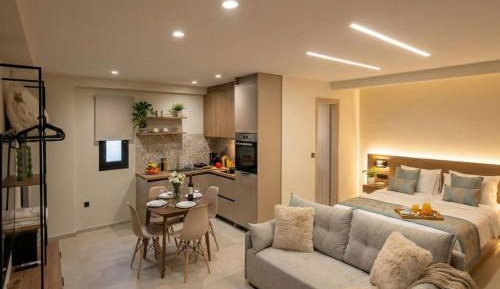 Deluxe Family Room