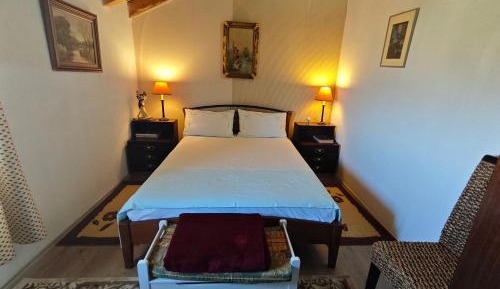 Double Room with Shared Bathroom