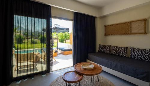 Junior Suite with Private Pool