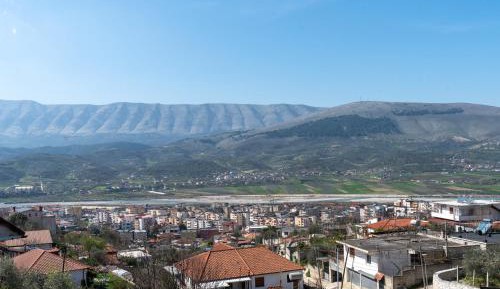 Three-Bedroom Apartment with Mountain View