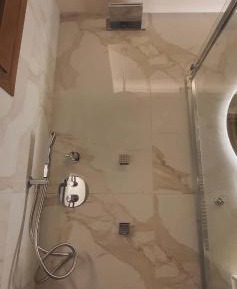 Deluxe Double Room with Shower