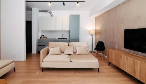 Two-Bedroom Deluxe Apartment with Balcony