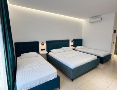 Quadruple Room with Sea View