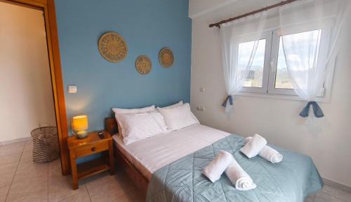 One-Bedroom Apartment with Sea View