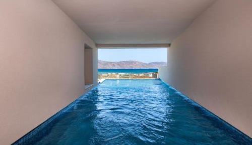 Prestige Junior Suite Swim Up Sea View