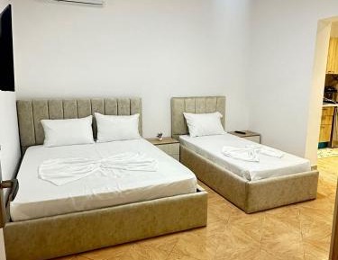 Large Double or Twin Room