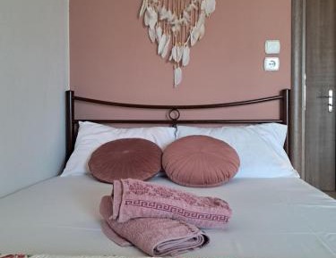 Two-Bedroom Apartment (4 Adults)