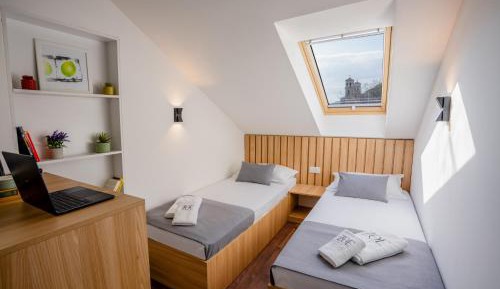 Twin Room with City View