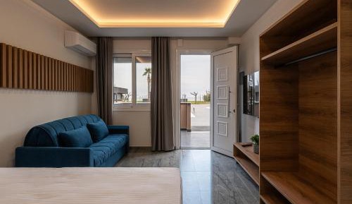Studio with Sea View