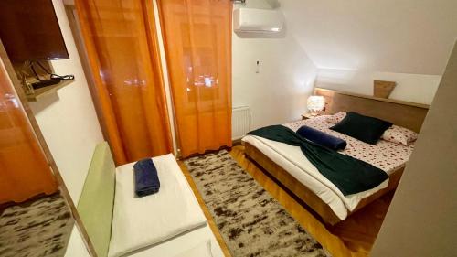 Triple Room with Balcony