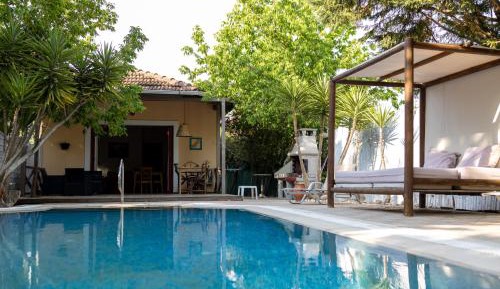 One-Bedroom Villa