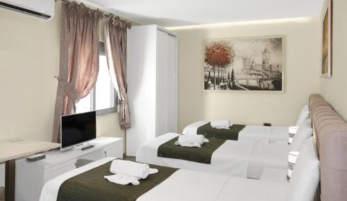 Comfort Triple Room