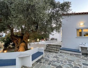 Three-Bedroom Vacation Home 