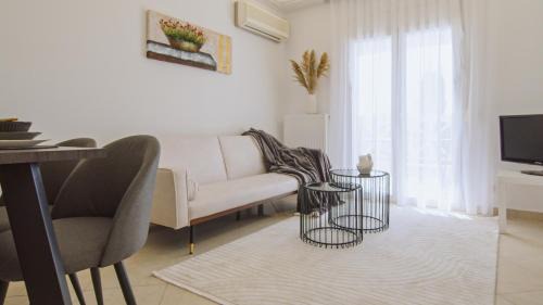 One Bedroom Apartment with Sea View