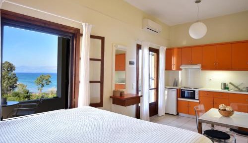 Studio with Sea View