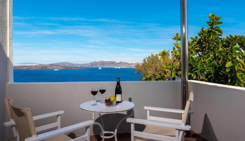Superior Double Room with Caldera View and Balcony
