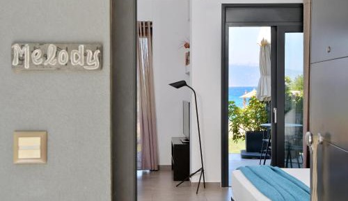 Studio Apartment with Sea View