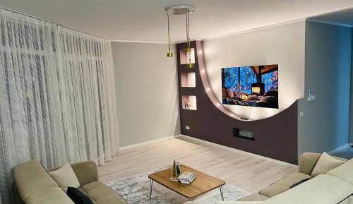 Apartment with City View
