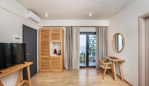 Deluxe Double Room with Sea View