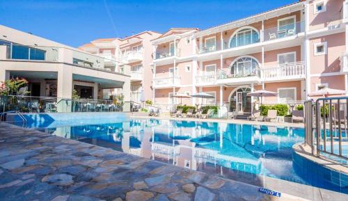Two-Bedroom Apartment with Resort View