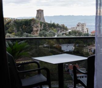 Deluxe Double Room with Castle View