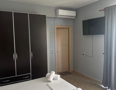 Two-Bedroom Apartment with Balcony and Terrace