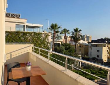 Deluxe Double Room with Balcony