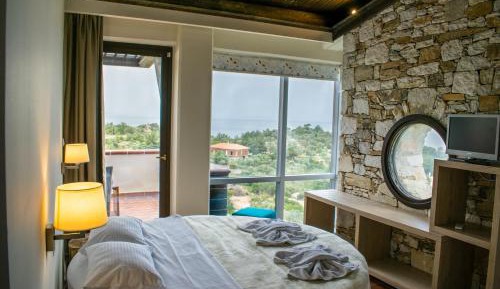Deluxe Double Room with Sea View