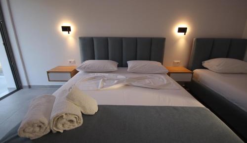 Luxury Triple Room