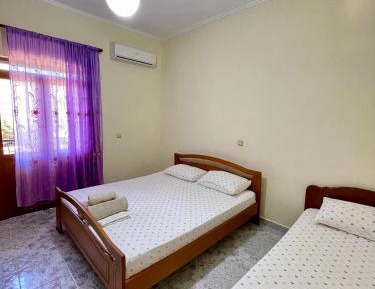 Three-Bedroom Apartment with Balcony