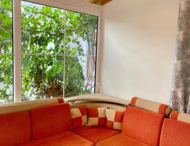 Bungalow with Garden View